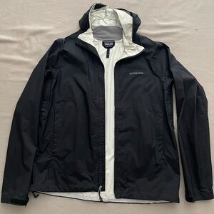 Patagonia Raincoat Jacket - Men’s L